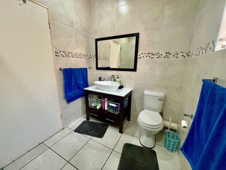 4 Bedroom Property for Sale in Safari Gardens North West
